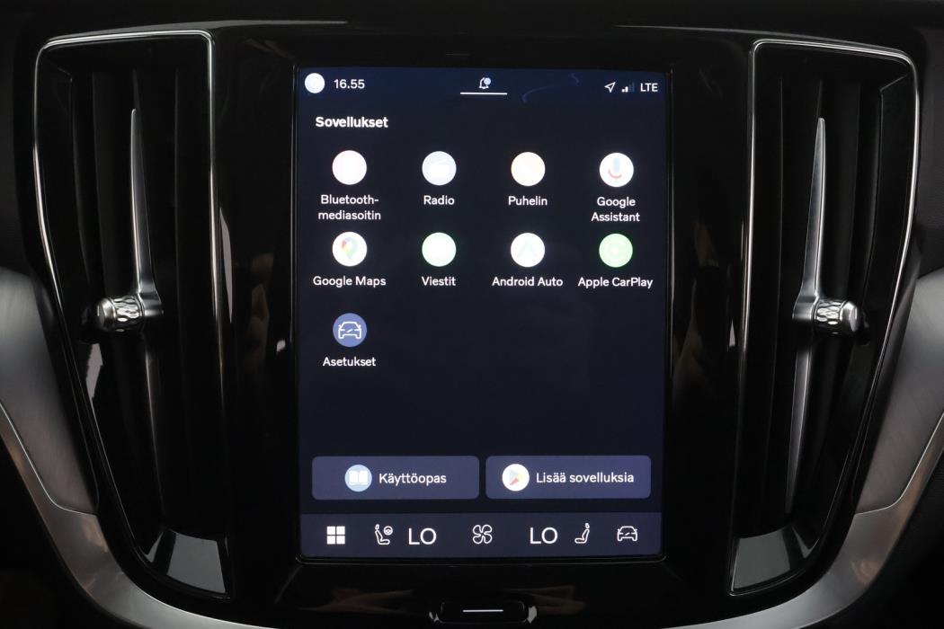 VOLVO V60 2023