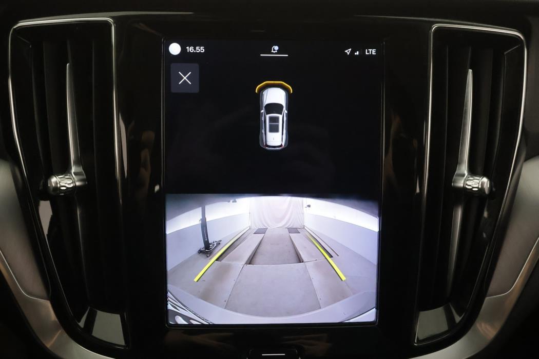 VOLVO V60 2023