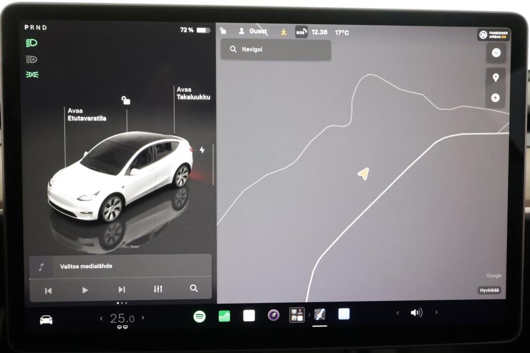 TESLA Model Y 2023