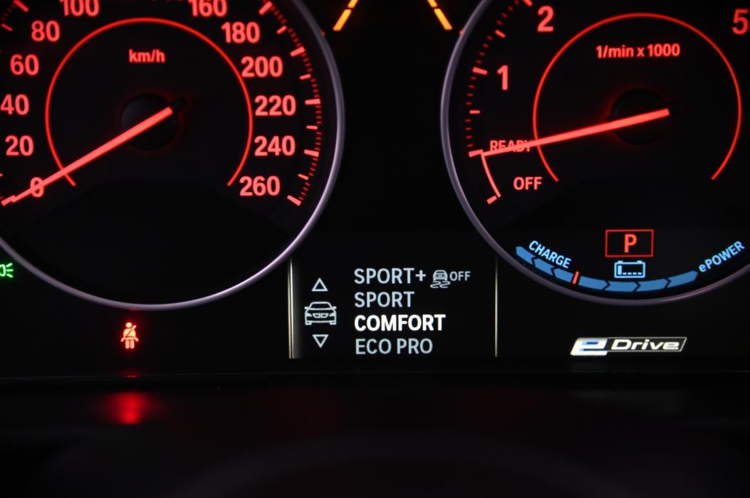 BMW 330 2017