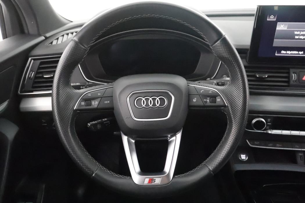 AUDI Q5 2023