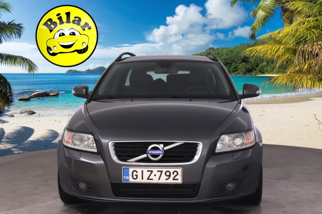 VOLVO V50 2011