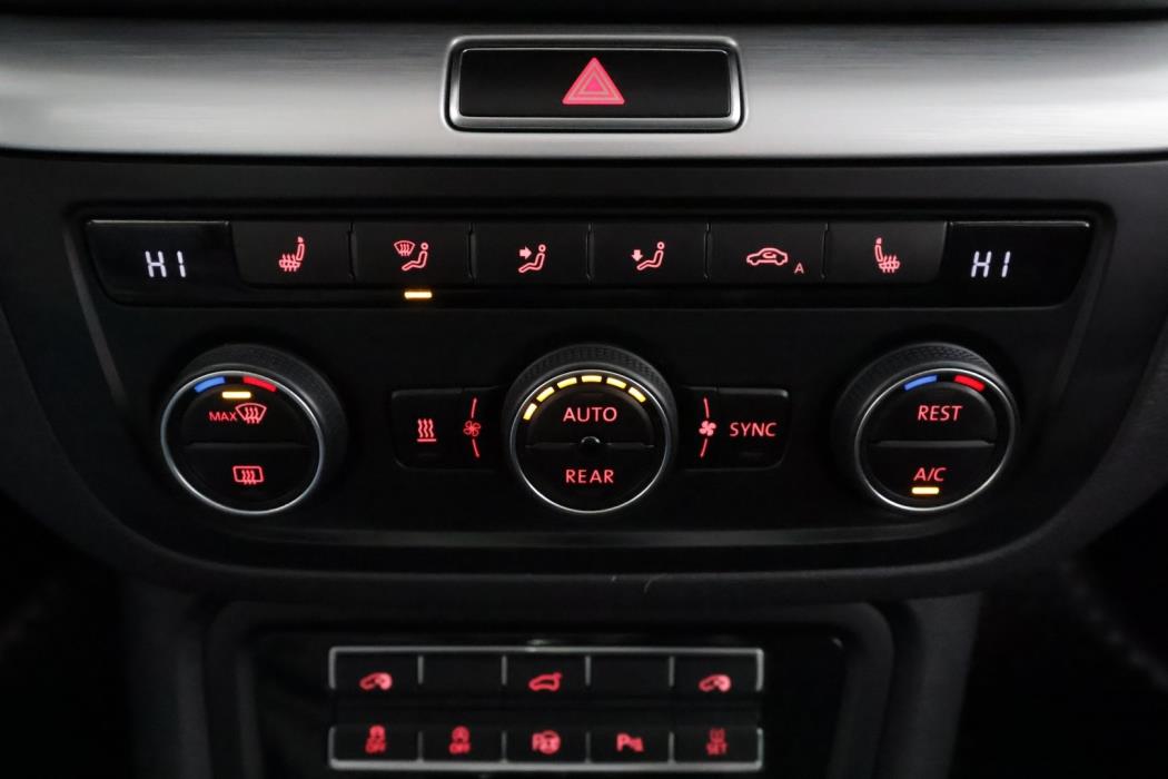 VOLKSWAGEN Sharan 2016