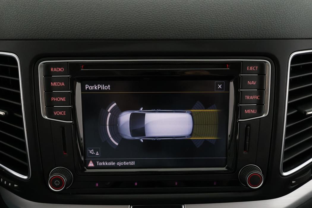 VOLKSWAGEN Sharan 2016