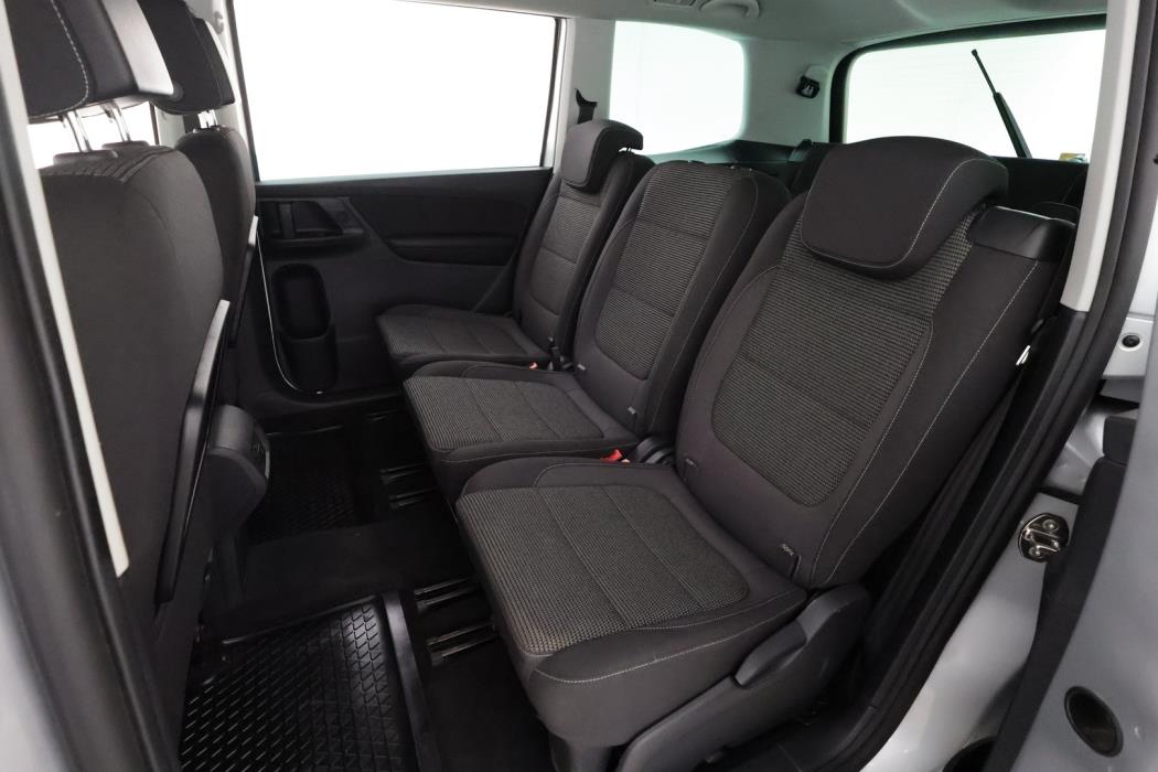 VOLKSWAGEN Sharan 2016