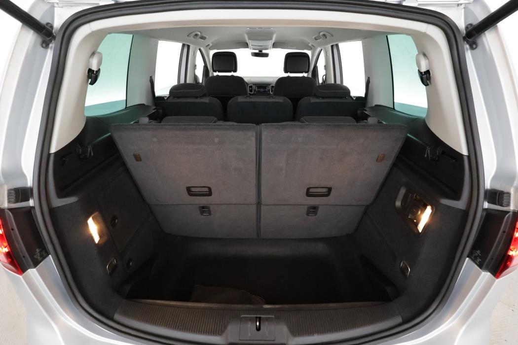 VOLKSWAGEN Sharan 2016