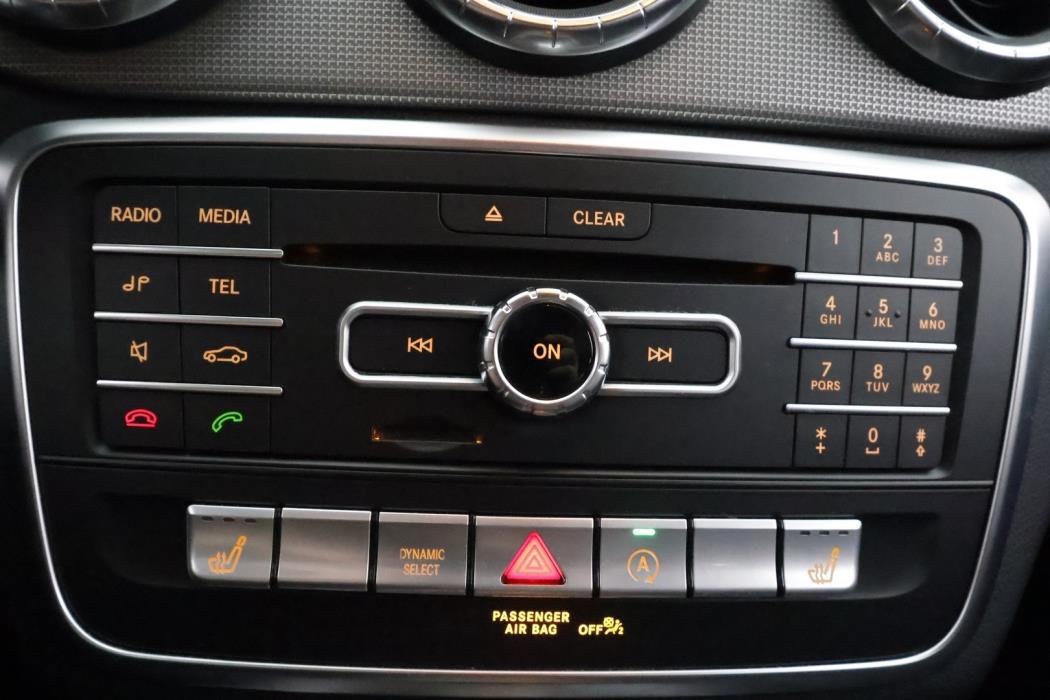 MERCEDES-BENZ CLA 2017