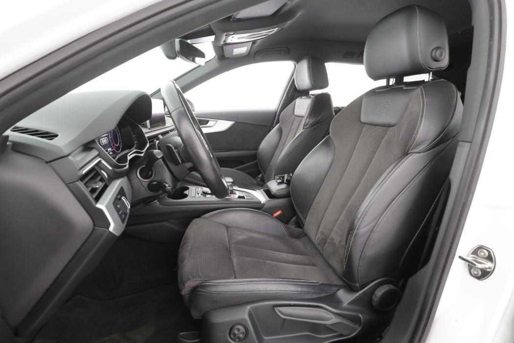 AUDI A4 2017