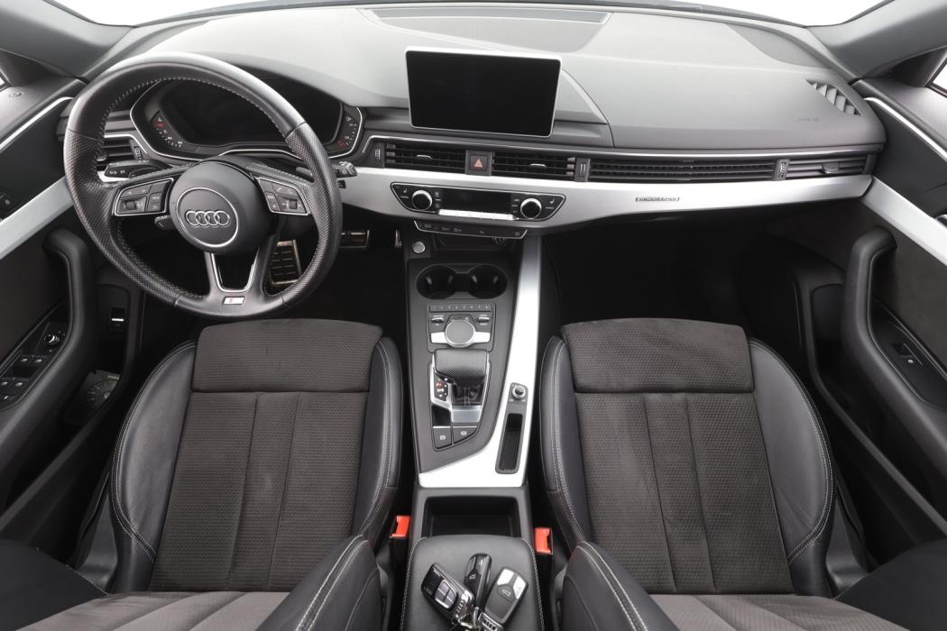 AUDI A4 2017