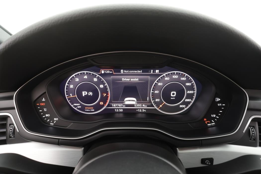 AUDI A4 2017