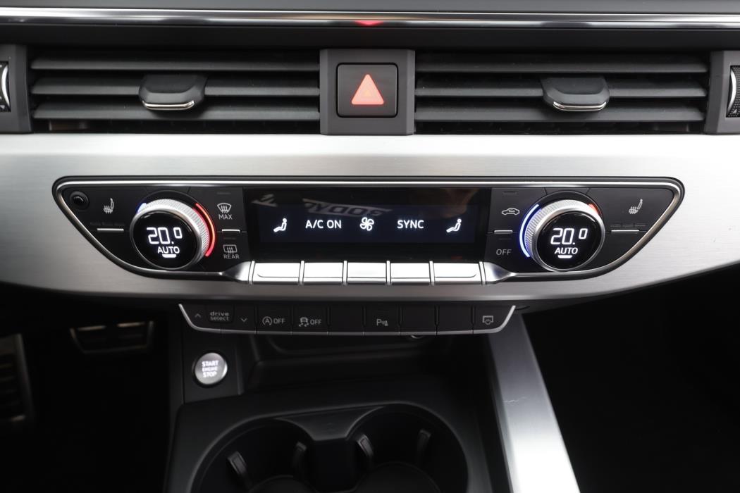 AUDI A4 2017