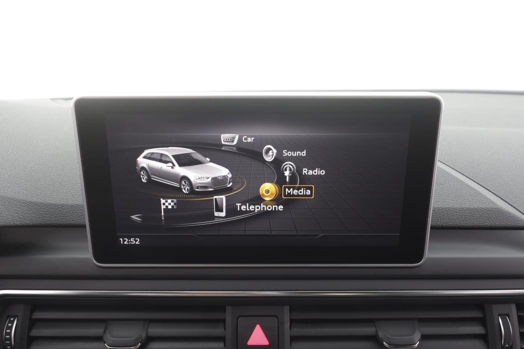 AUDI A4 2017