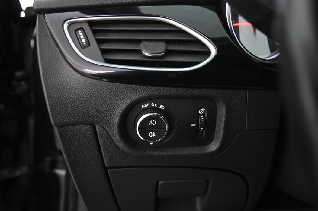 OPEL Astra 2017