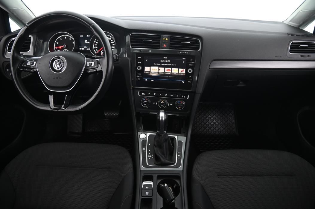 VOLKSWAGEN Golf 2017