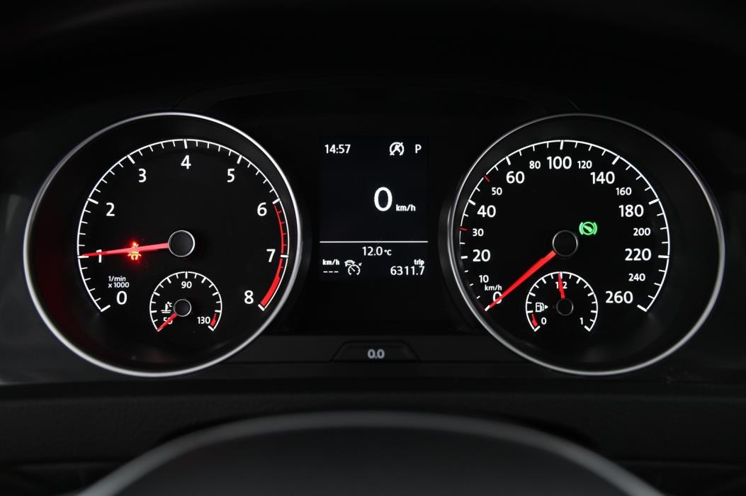 VOLKSWAGEN Golf 2017