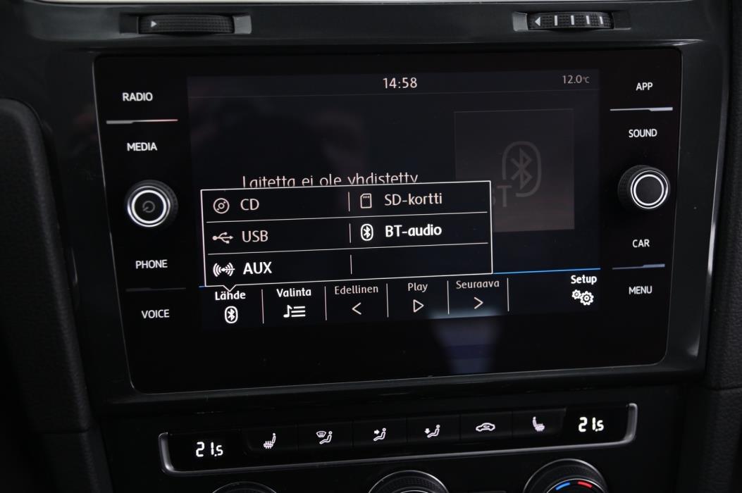 VOLKSWAGEN Golf 2017