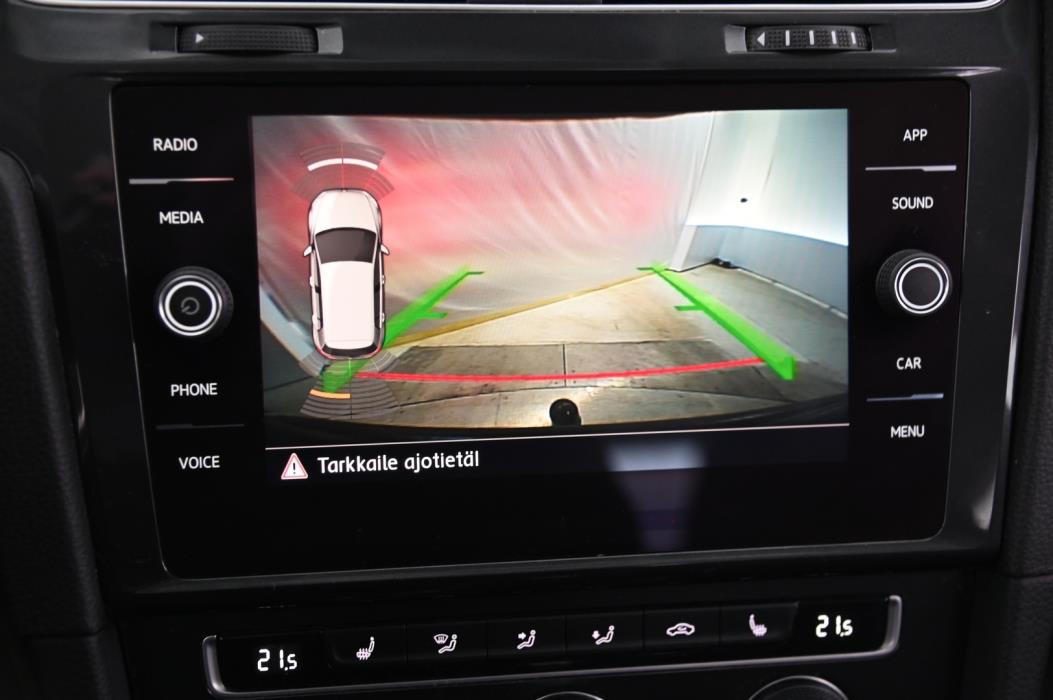 VOLKSWAGEN Golf 2017