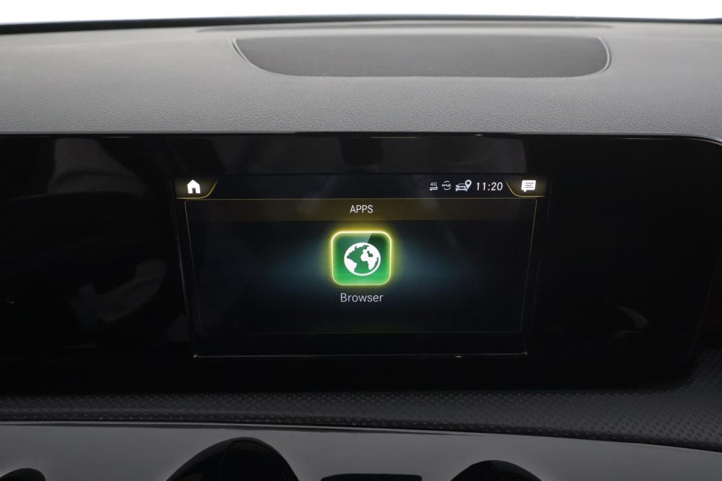 MERCEDES-BENZ A 2020