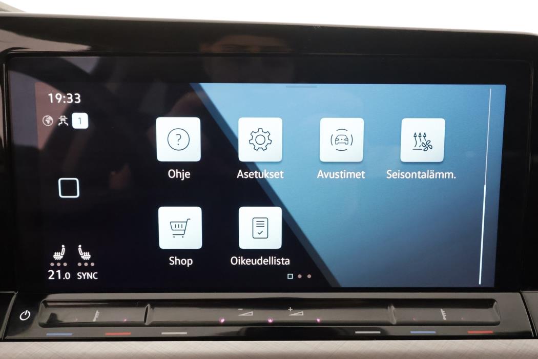 VOLKSWAGEN Golf 2021