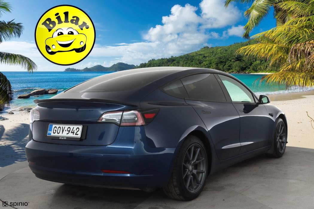 TESLA Model 3 2021