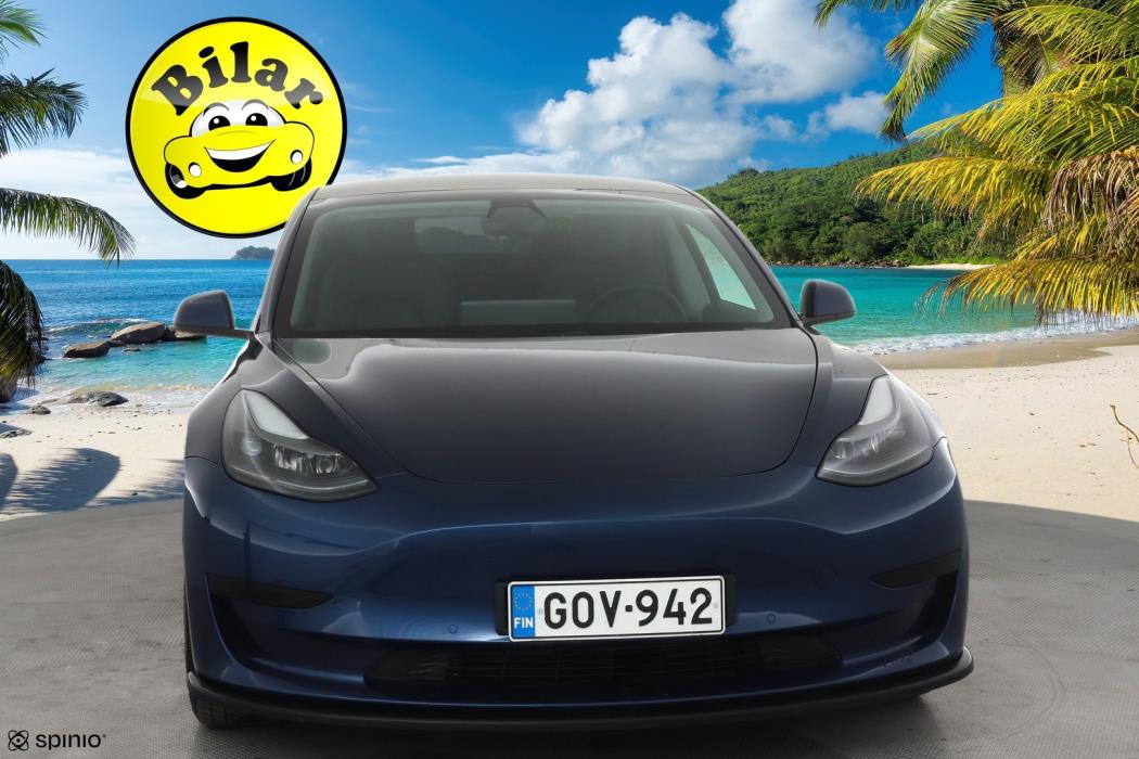 TESLA Model 3 2021