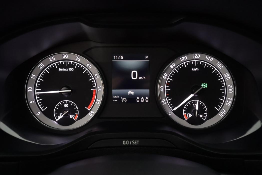 SKODA Karoq 2023