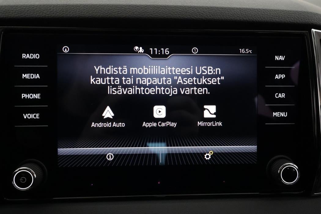 SKODA Karoq 2023