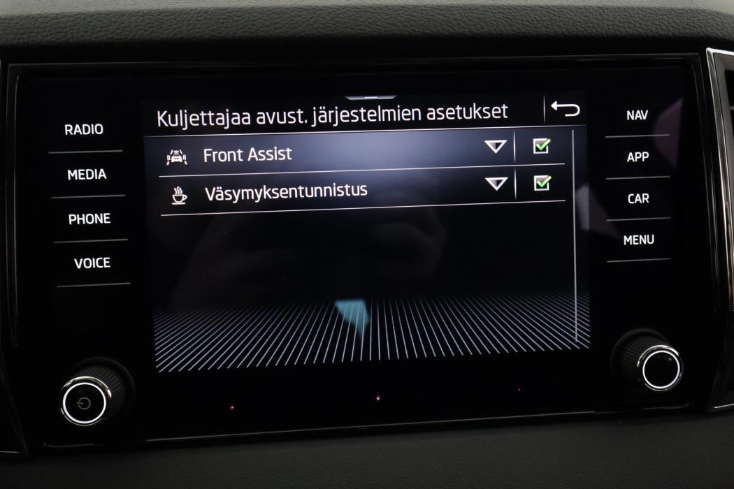 SKODA Karoq 2023
