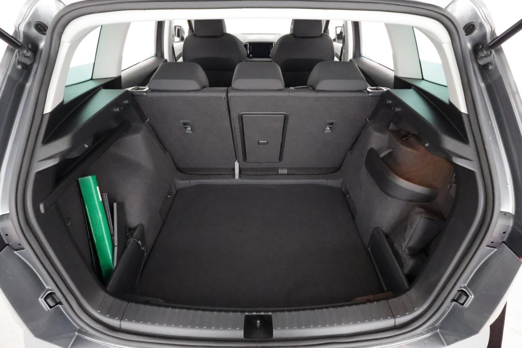 SKODA Karoq 2023
