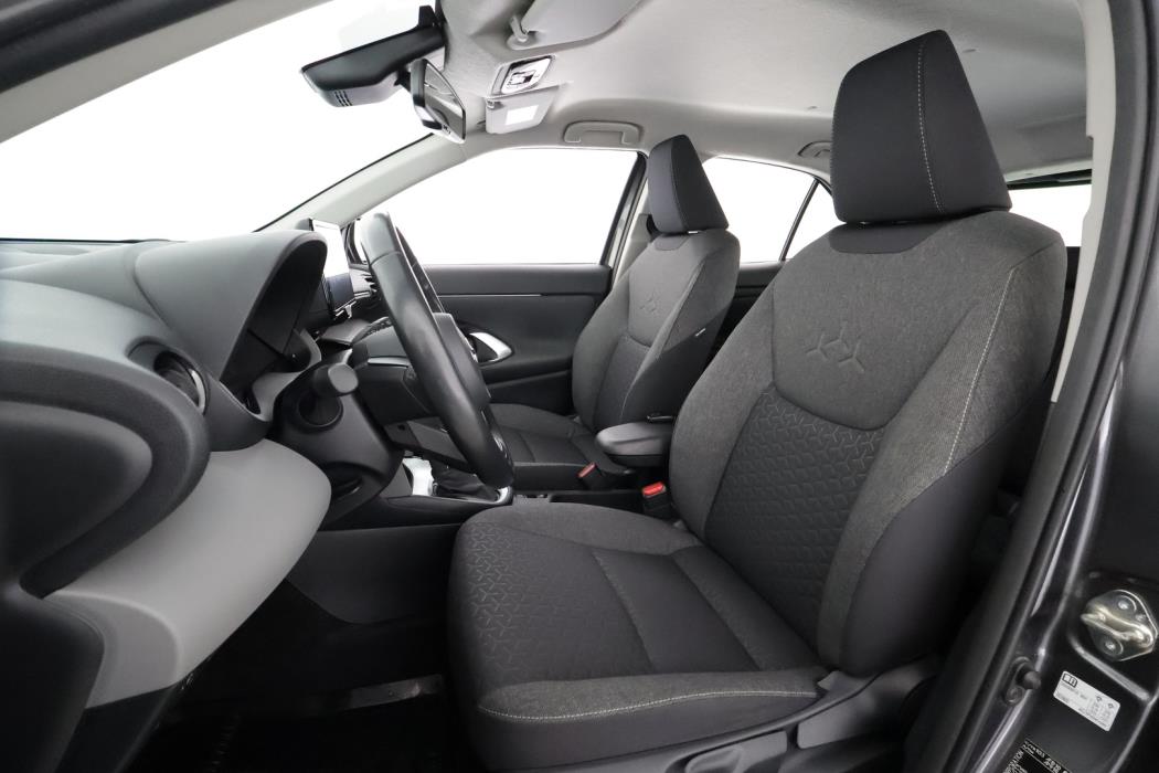 TOYOTA Yaris Cross 2022