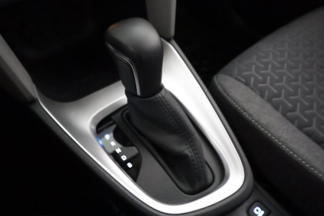TOYOTA Yaris Cross 2022