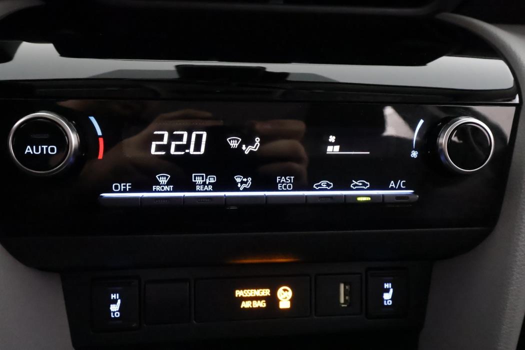 TOYOTA Yaris Cross 2022