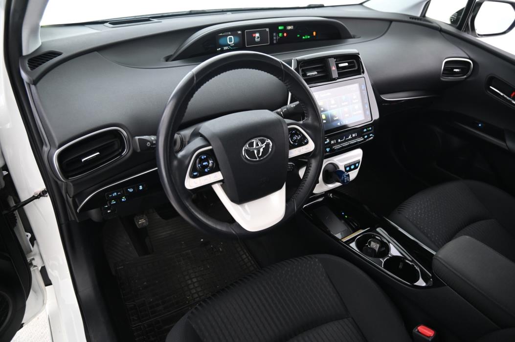 TOYOTA Prius 2019