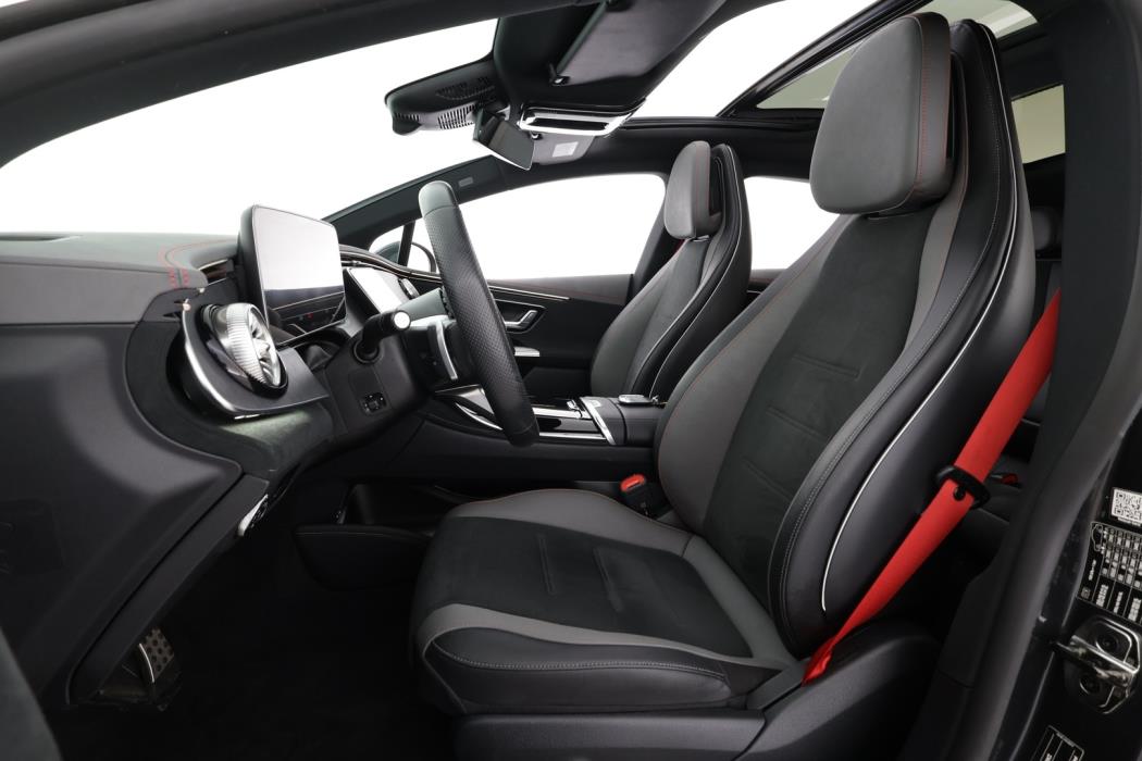 MERCEDES-BENZ EQE 2023