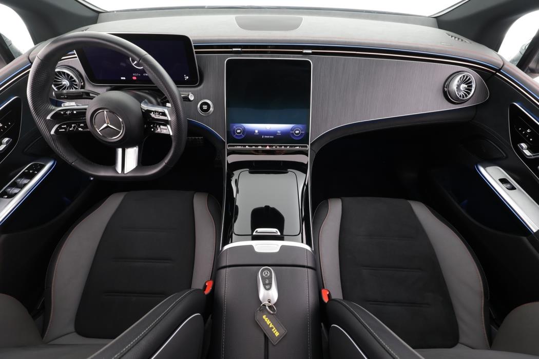 MERCEDES-BENZ EQE 2023