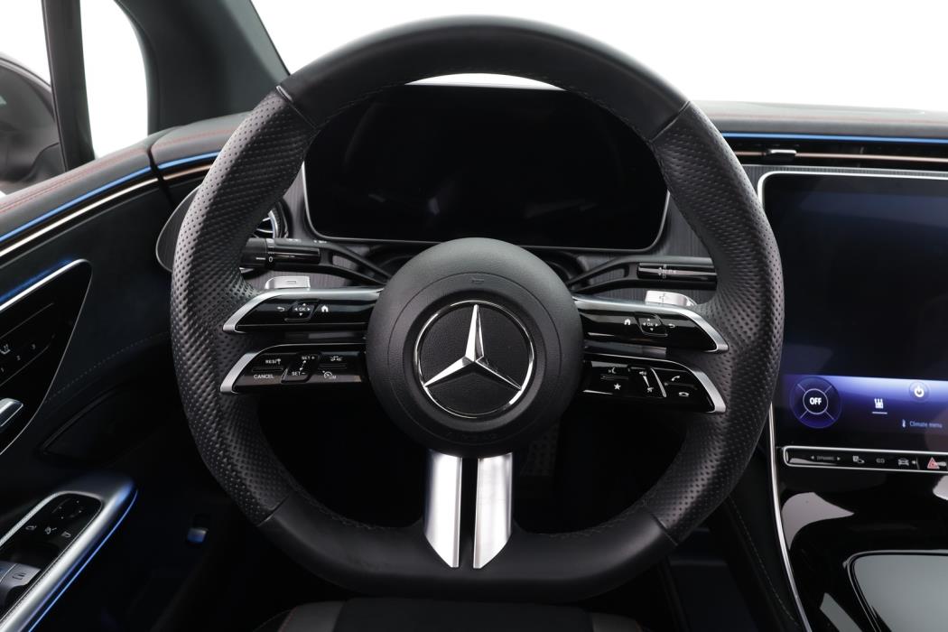MERCEDES-BENZ EQE 2023