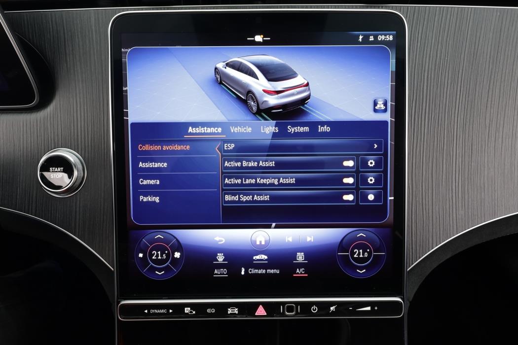 MERCEDES-BENZ EQE 2023