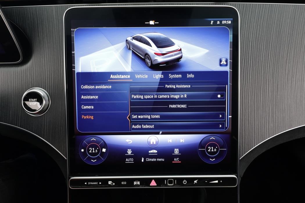 MERCEDES-BENZ EQE 2023