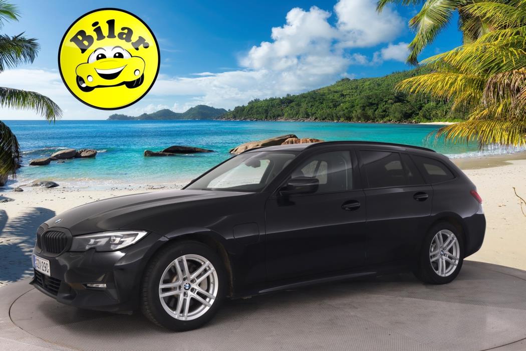 BMW 330 2021