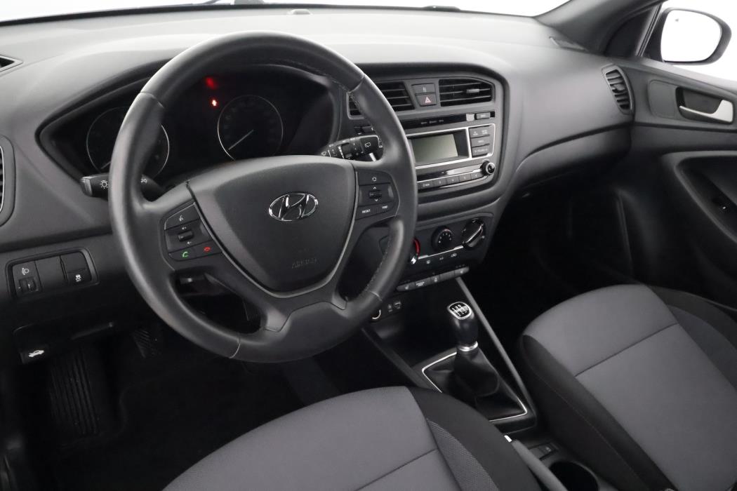 HYUNDAI i20 5d 2018
