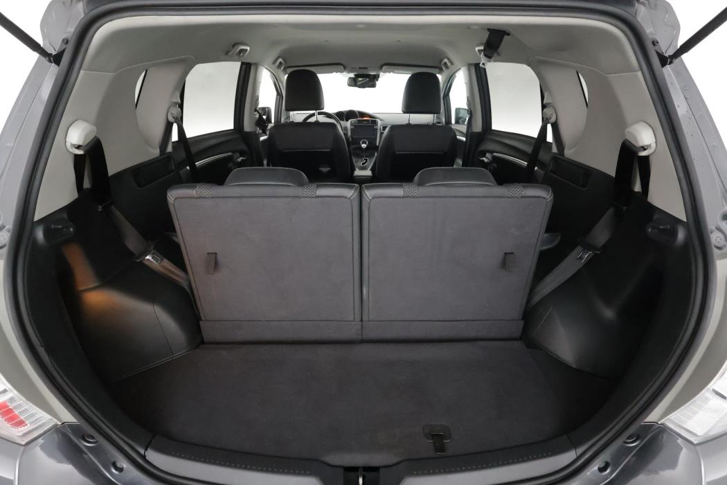 TOYOTA Verso 2017