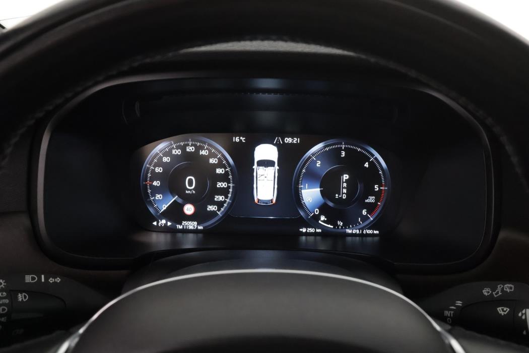 VOLVO V90 Cross Country 2018