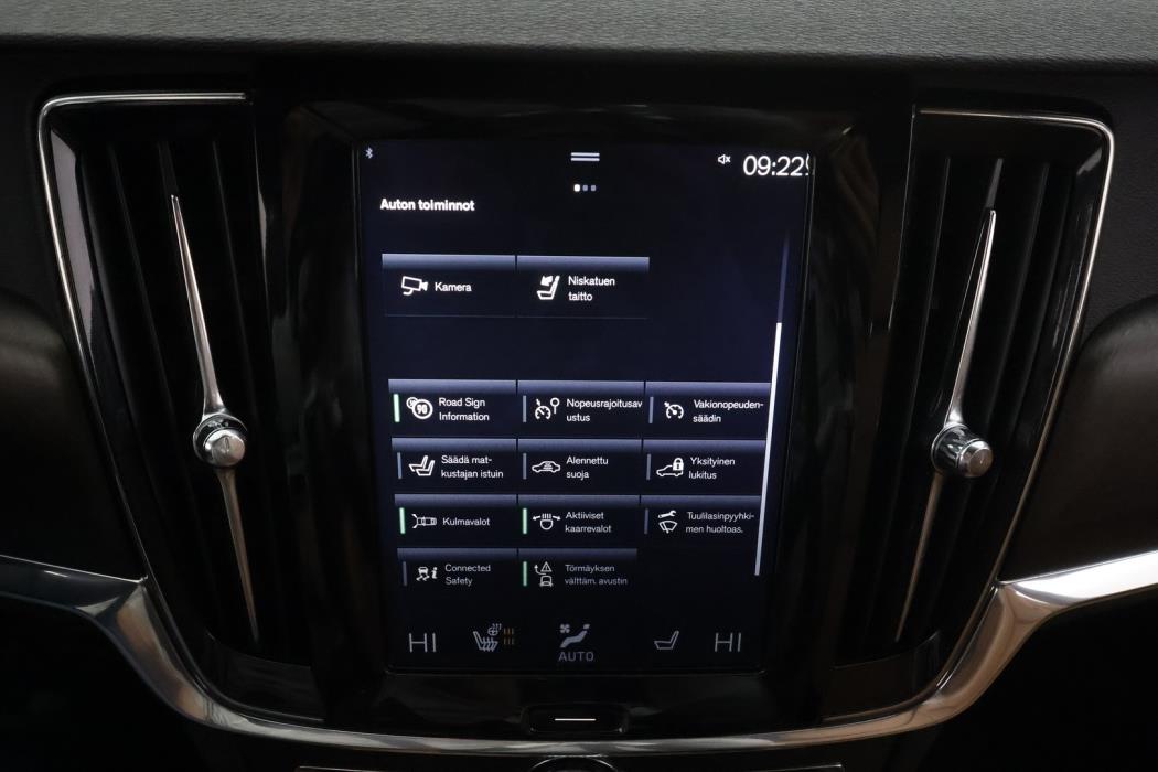 VOLVO V90 Cross Country 2018