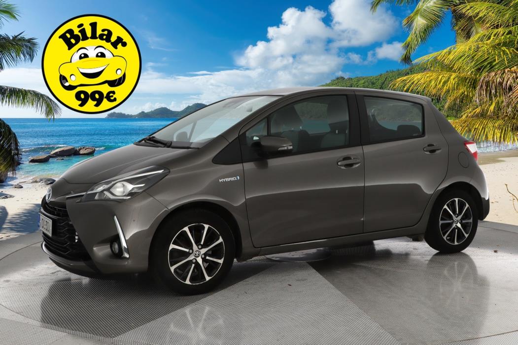 TOYOTA Yaris 2018