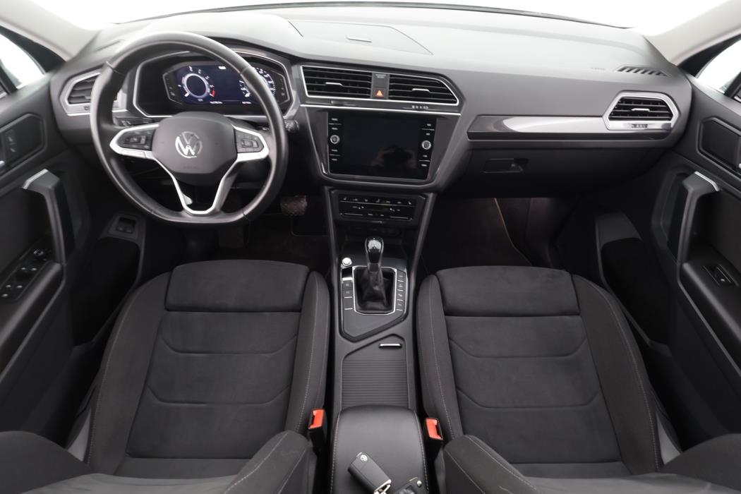 VOLKSWAGEN Tiguan 2021