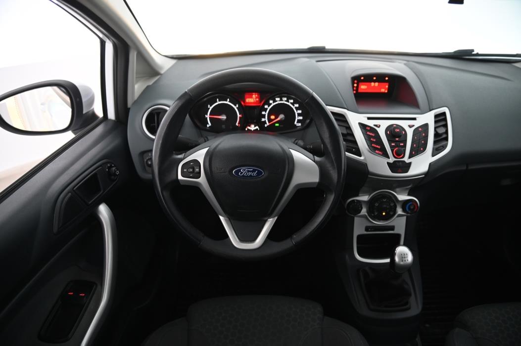 FORD Fiesta 2011
