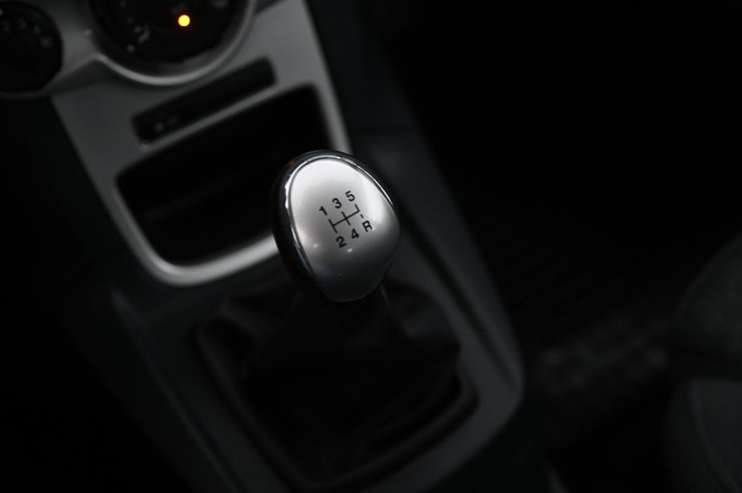 FORD Fiesta 2011