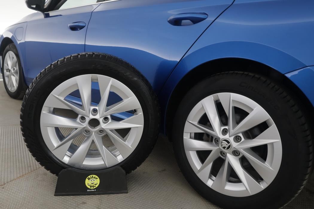 SKODA Octavia 2022