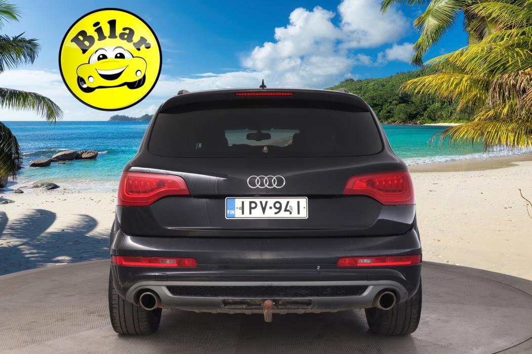AUDI Q7 2012