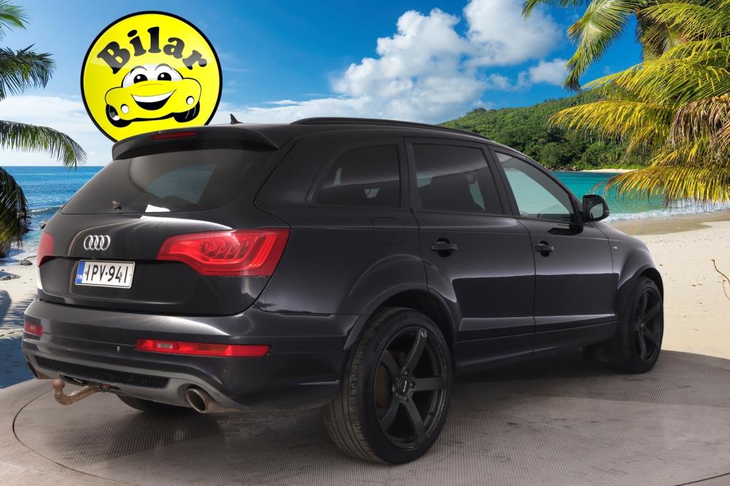 AUDI Q7 2012